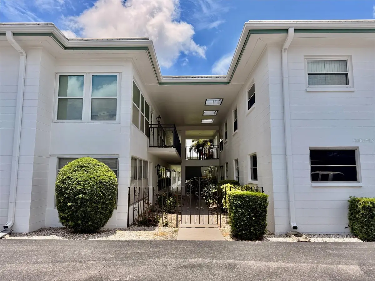 3100 Hartford Street N #114, Saint Petersburg, FL 33713 - #1