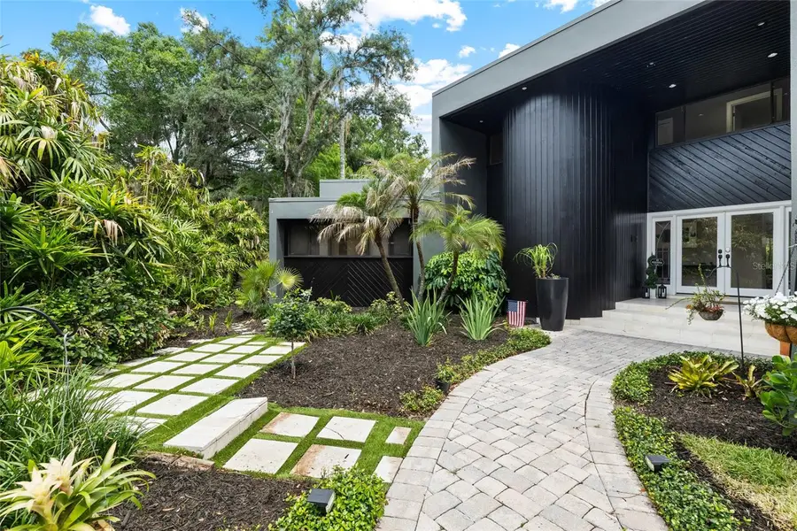 410 Montrose Avenue, Temple Terrace, FL 33617 - #3
