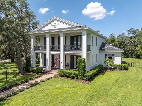 16301 Dunlindale Drive, LITHIA, FL 33547