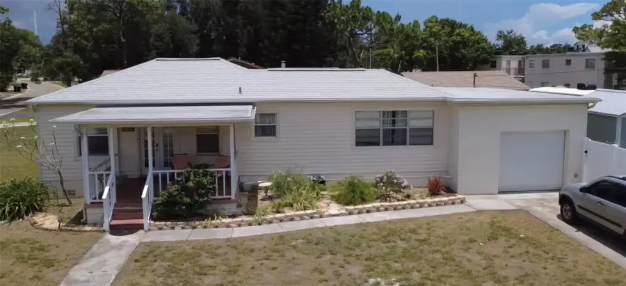 146 NE Madison Circle N, Saint Petersburg, FL 33702 - #2