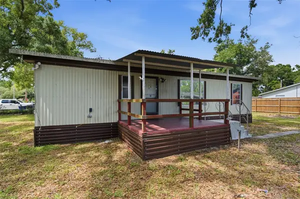 12917 Four Oaks Road, TAMPA, FL 33624