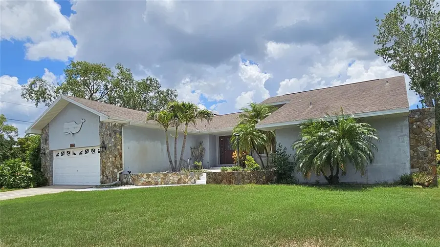 2210 Bayou Drive, Holiday, FL 34691 - #2