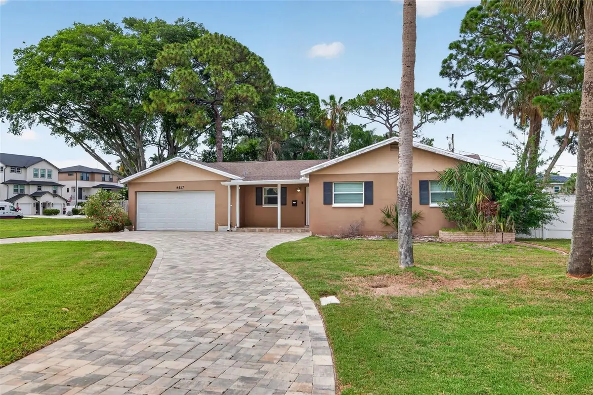4627 Venetian Boulevard Ne, Saint Petersburg, FL 33704 - #1