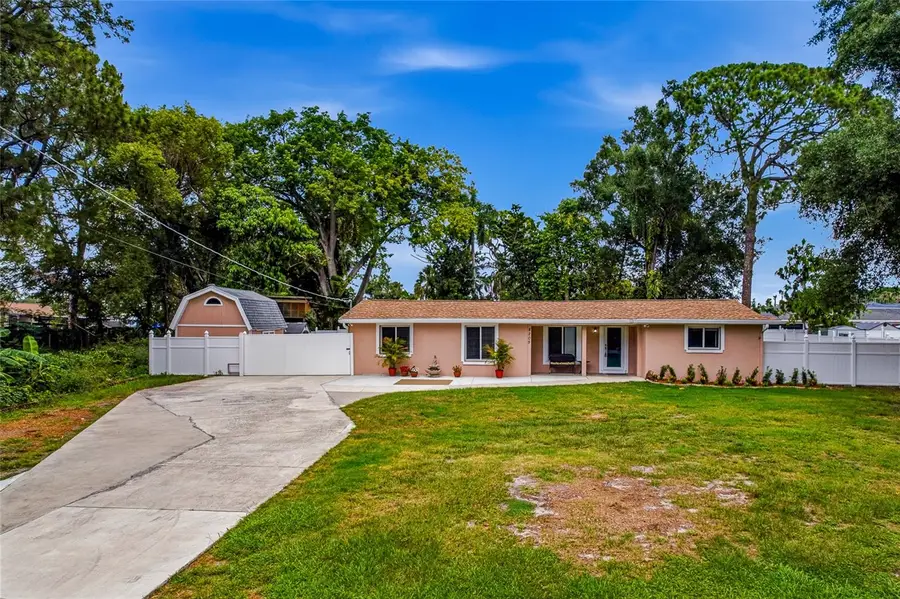 8205 Westridge Drive, Tampa, FL 33615 - #3