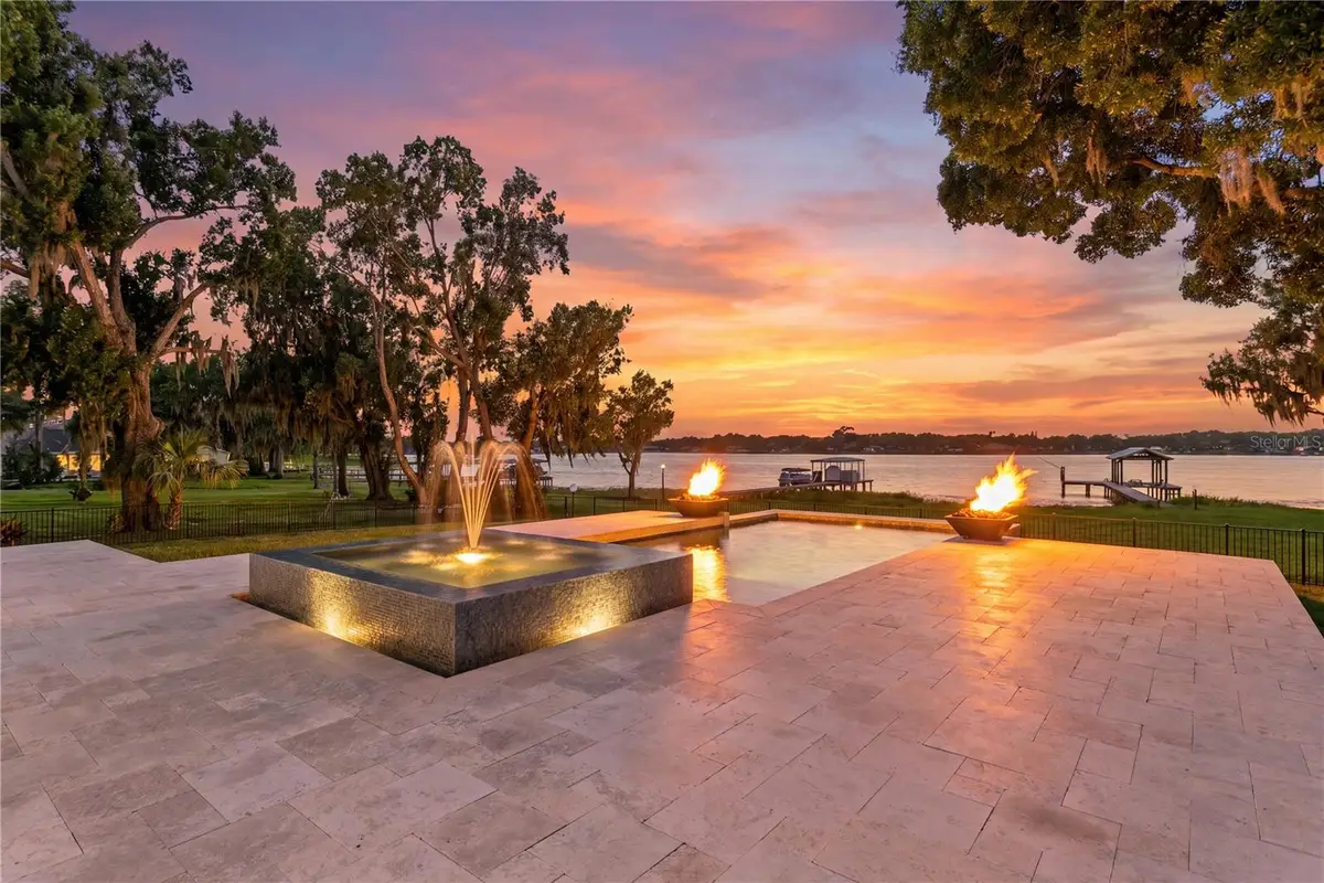 14802 Lake Magdalene Circle, Tampa, FL 33613 - #1