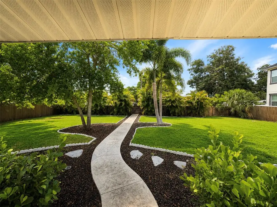 940 25th Street N, Saint Petersburg, FL 33713 - #2