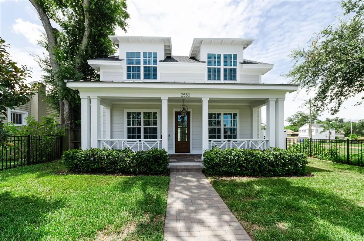 2550 Dartmouth Avenue N, Saint Petersburg, FL 33713 - #1