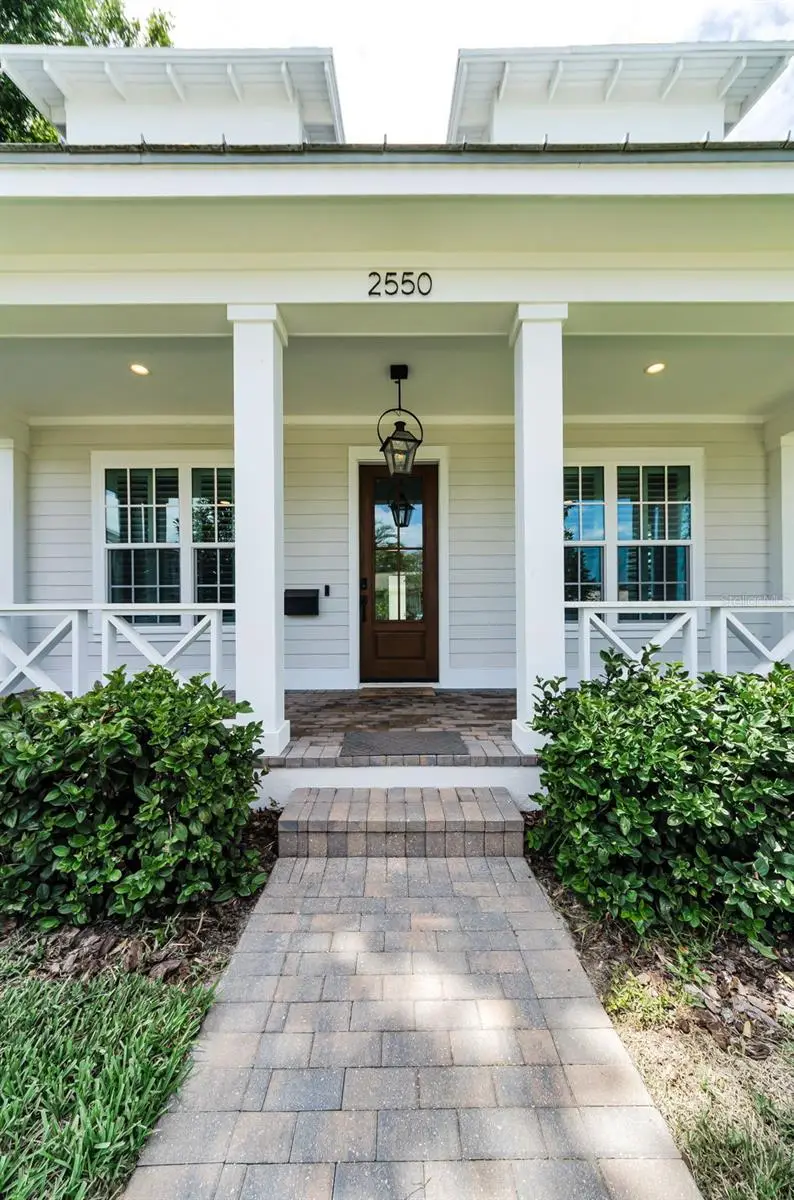 2550 Dartmouth Avenue N, Saint Petersburg, FL 33713 - #3