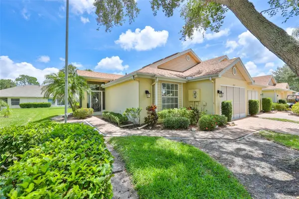 2429 New Haven Circle, SUN CITY CENTER, FL 33573
