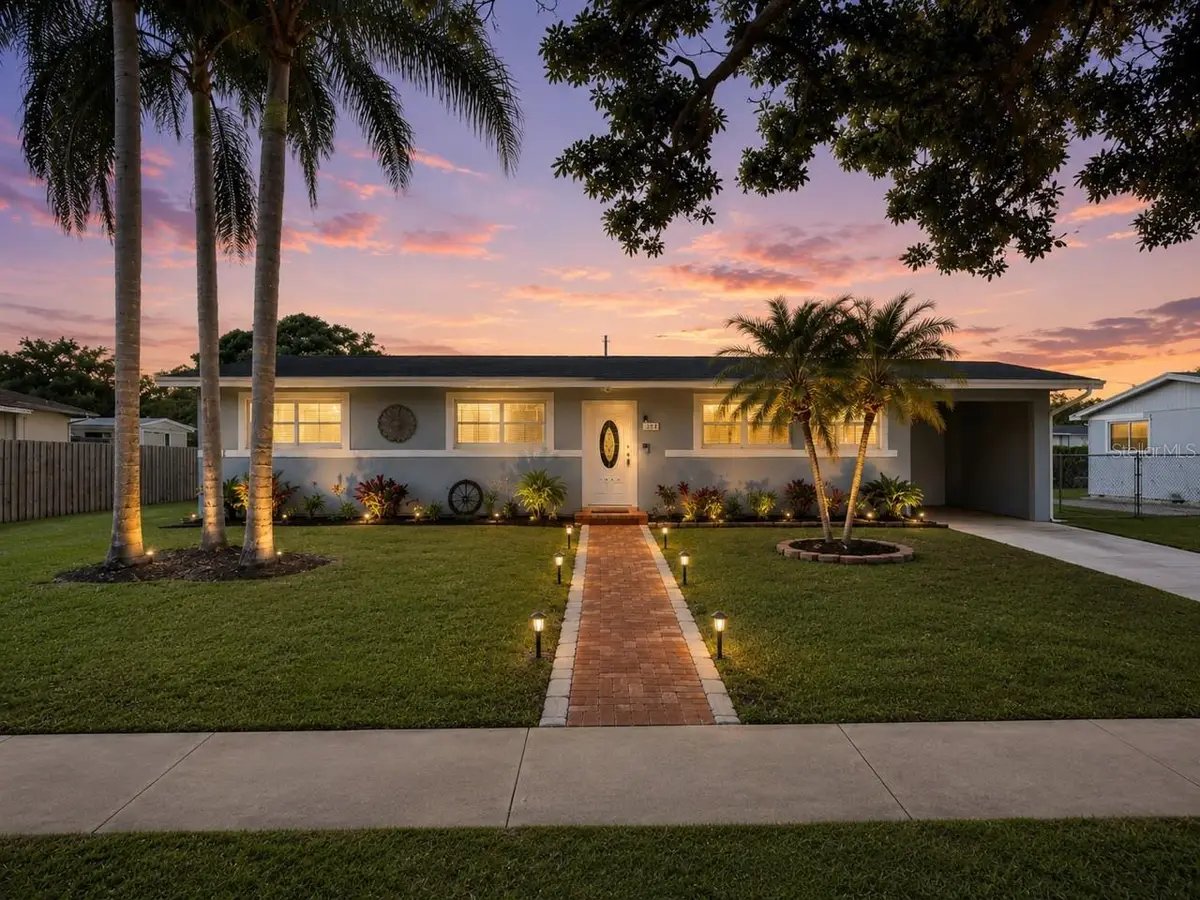 1029 W Country Club Circle, Fort Lauderdale, FL 33317 - #1