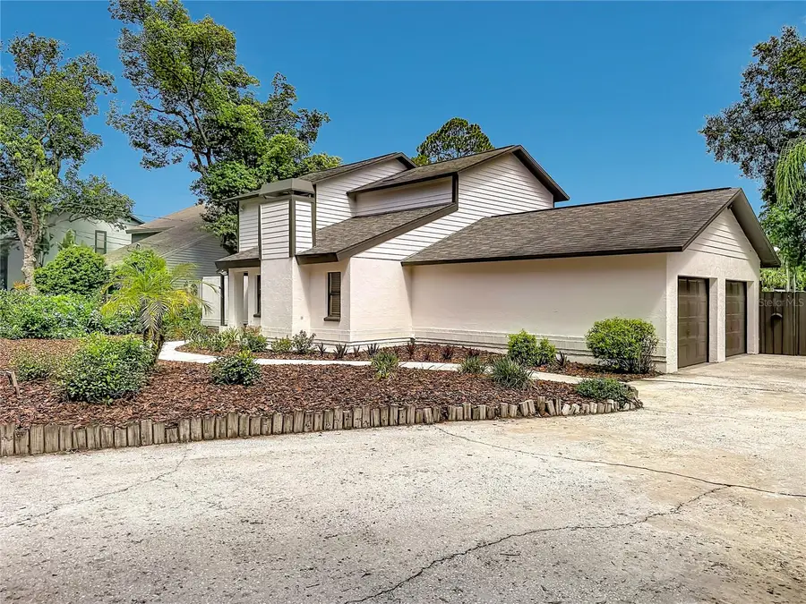 87 1st Avenue Nw, Lutz, FL 33548 - #2