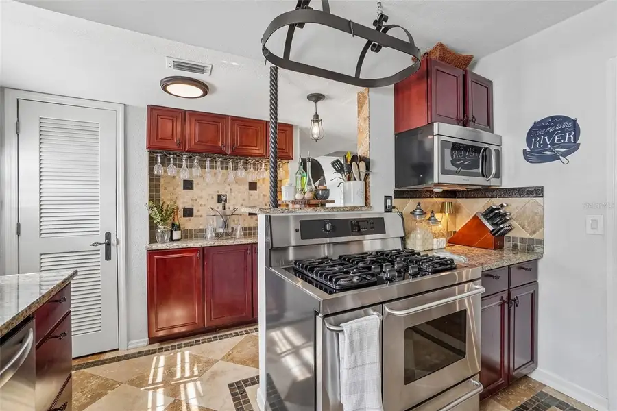 1204 E Park Circle, Tampa, FL 33604 - #2