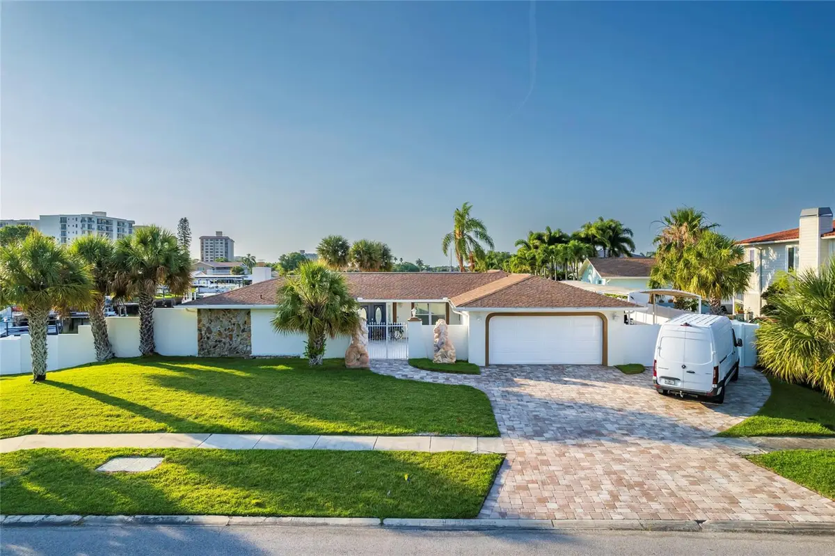 320 Harbor Passage, Clearwater Beach, FL 33767 - #1