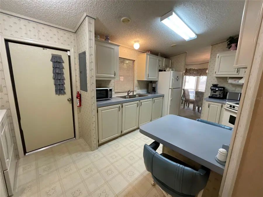 2607 Universal Drive, Ruskin, FL 33570 - #3