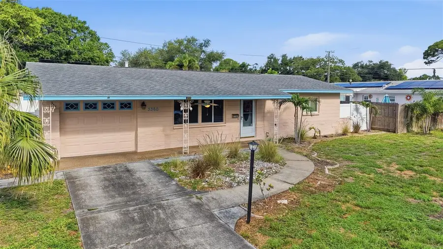 3360 70 Street N, Saint Petersburg, FL 33710 - #3