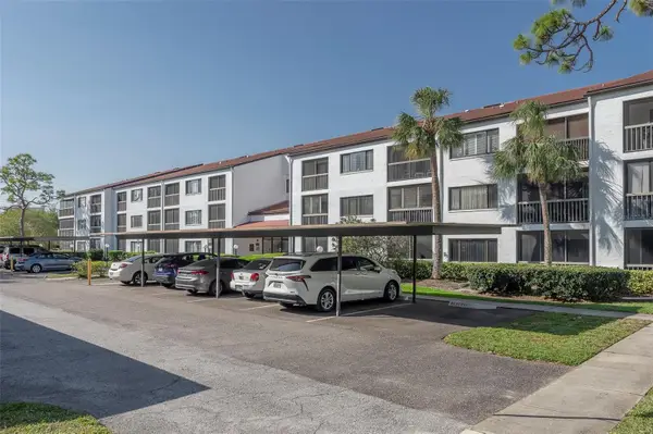 2593 Countryside Boulevard #7210, CLEARWATER, FL 33761