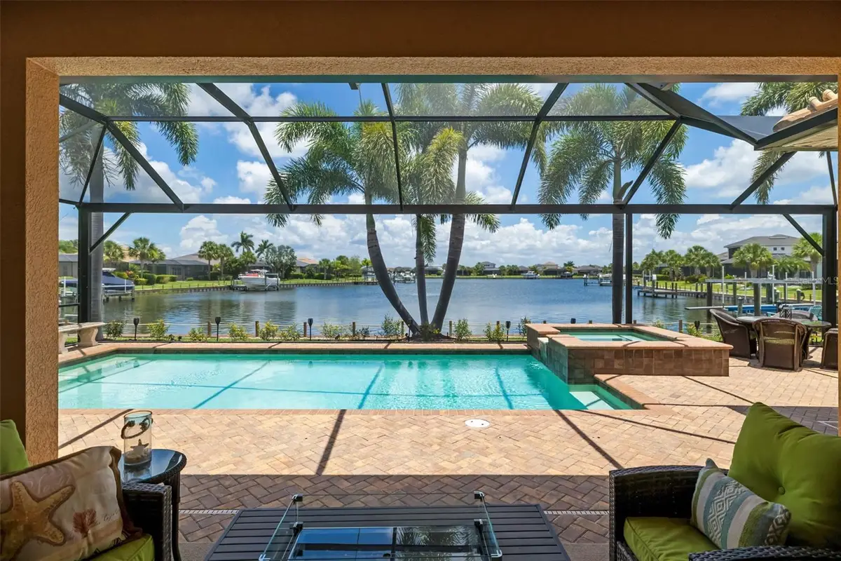 5216 Lake Overlook Avenue, Bradenton, FL 34208 - #1