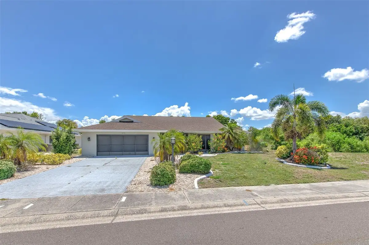 1812 New Bedford Drive, Sun City Center, FL 33573 - #1