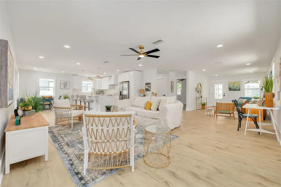 3544 4th Avenue N, Saint Petersburg, FL 33713 - #2
