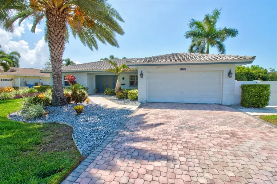 8094 12th Avenue S, Saint Petersburg, FL 33707 - #3