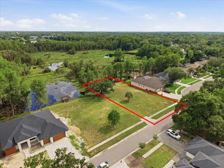 Woods End Ct, Tampa, FL 33618 - #3