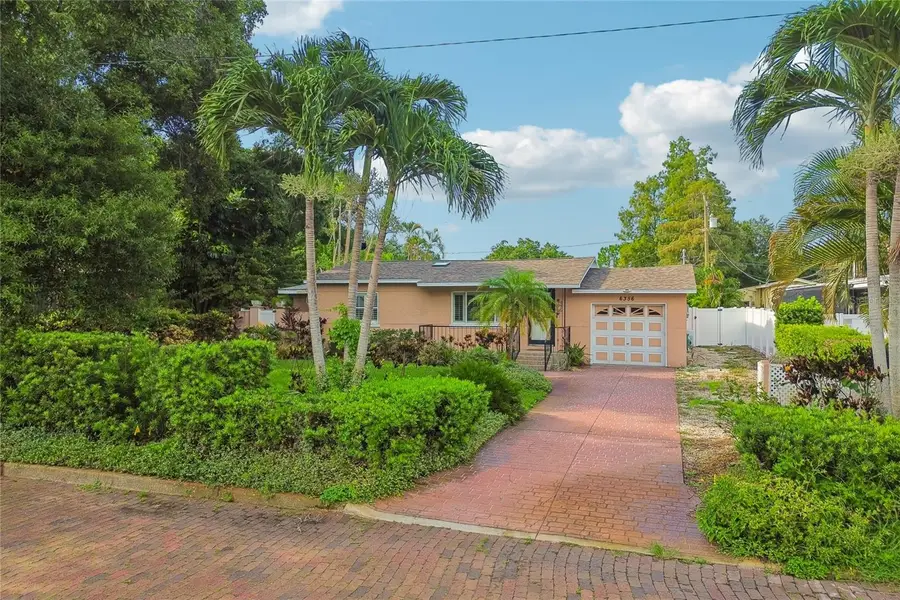 6356 8th Avenue N, Saint Petersburg, FL 33710 - #3