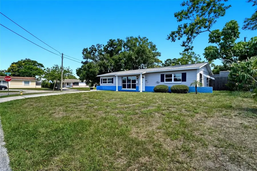 5697 33rd Avenue N, Saint Petersburg, FL 33710 - #2