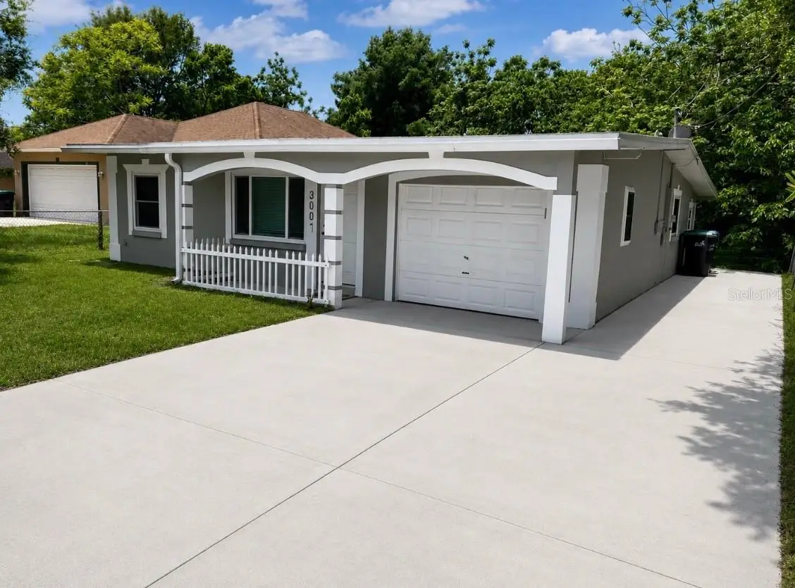 300 S Buena Vista Avenue, Orlando, FL 32835 - #1