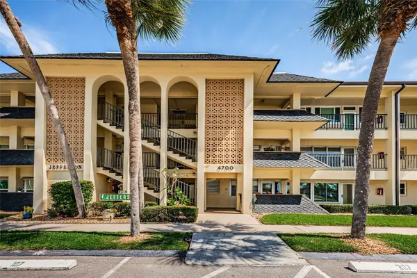 4700 Cove Circle #208, ST PETERSBURG, FL 33708