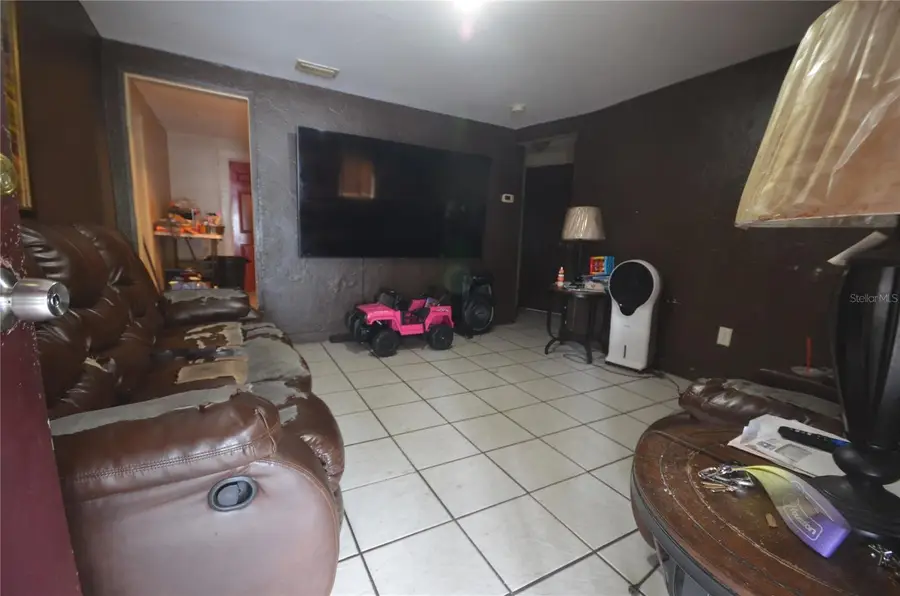 1607 E Nome Street, Tampa, FL 33604 - #2