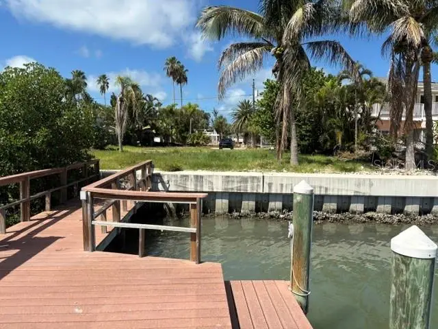 14065 N Bayshore Drive, Madeira Beach, FL 33708 - #3