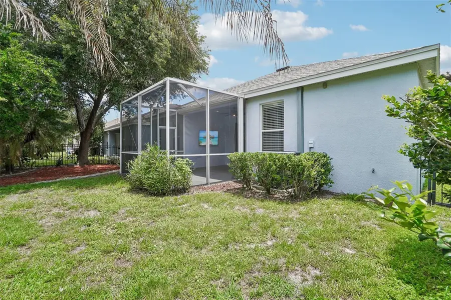 6111 Gannetside Place, Lithia, FL 33547 - #2