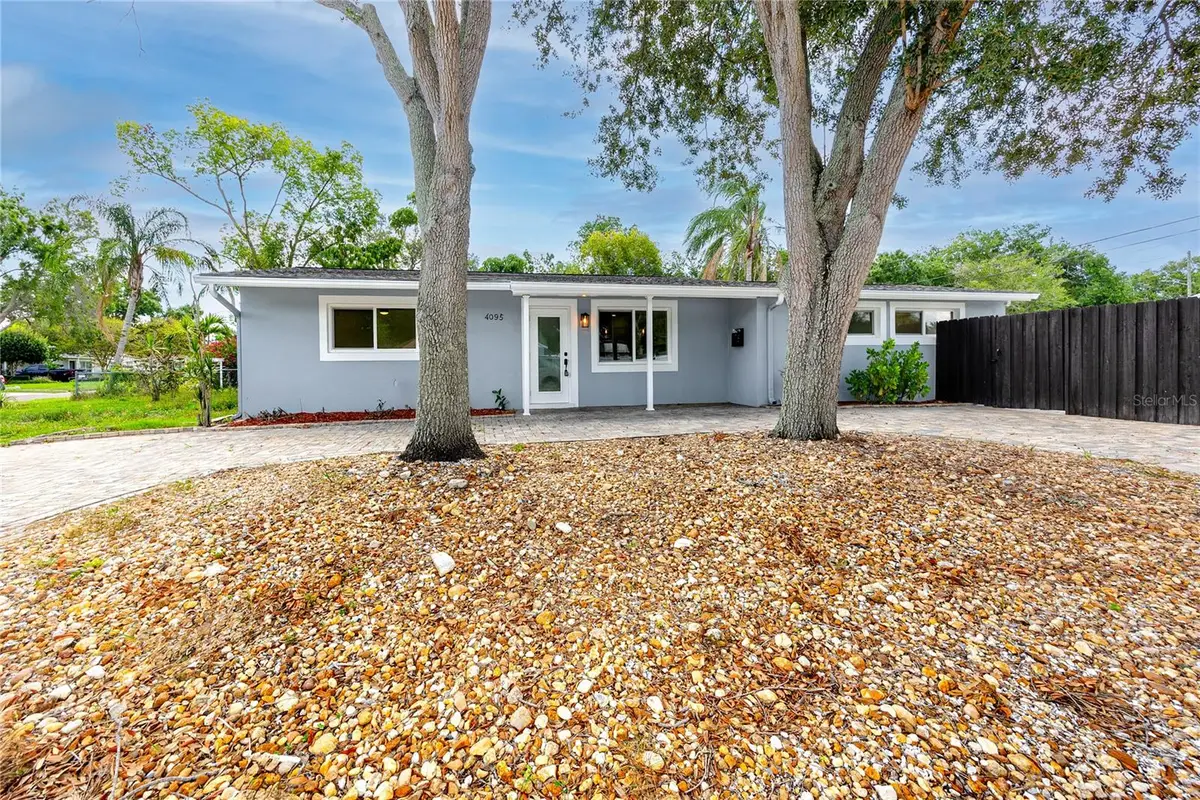 4095 Locust Street Ne, Saint Petersburg, FL 33703 - #1