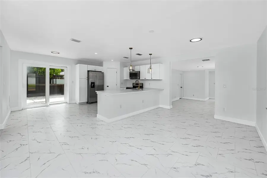 4095 Locust Street Ne, Saint Petersburg, FL 33703 - #3