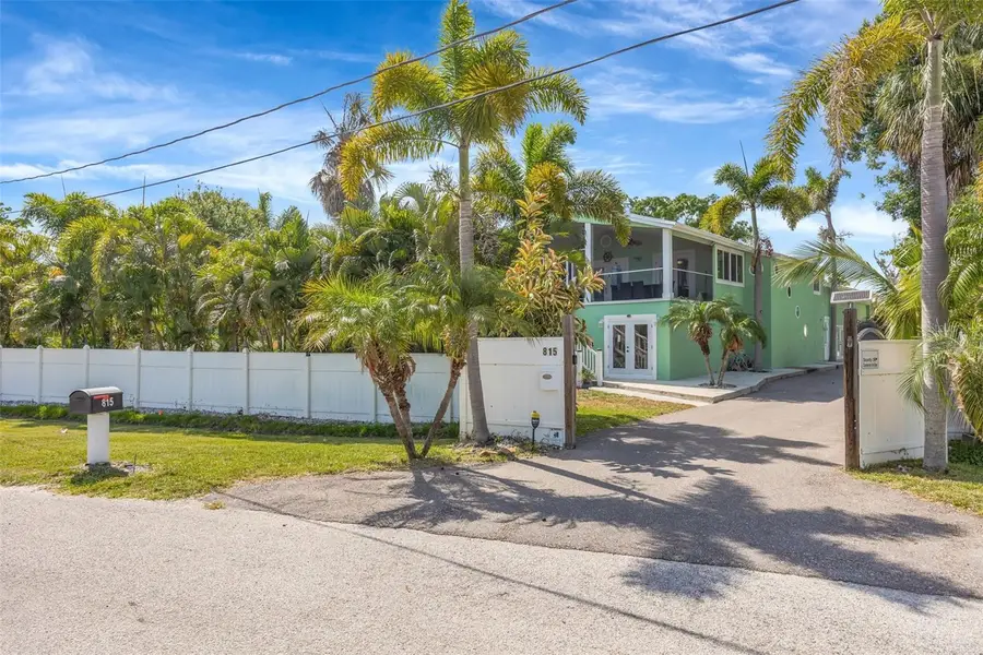 815 2nd Avenue Nw, Ruskin, FL 33570 - #2