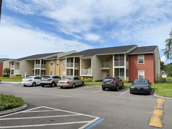 209 Lake Brook Circle #103, BRANDON, FL 33511
