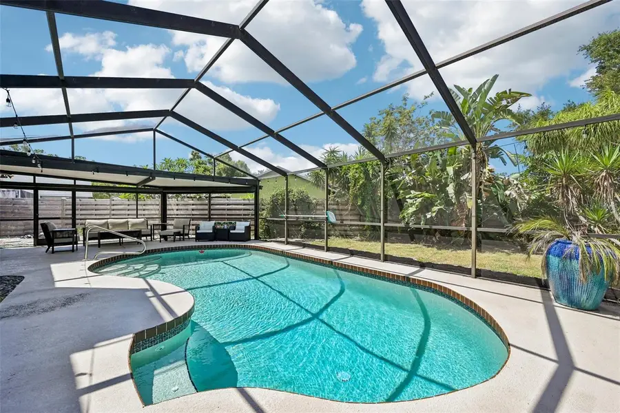 4712 Glenbrooke Drive, Sarasota, FL 34243 - #2