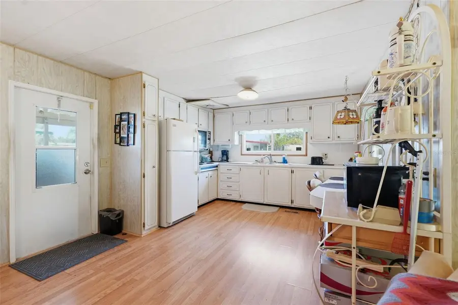 64 Rachel Drive, Tarpon Springs, FL 34689 - #3