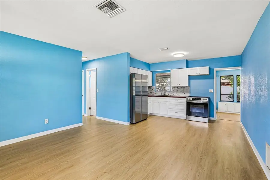 104 E Grapefruit Circle, Clearwater, FL 33759 - #2