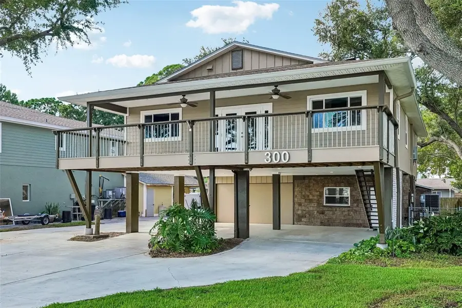 300 90th Avenue Ne, Saint Petersburg, FL 33702 - #3