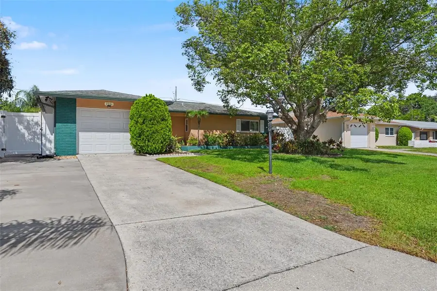 2061 Fair Oak Drive, Clearwater, FL 33763 - #2