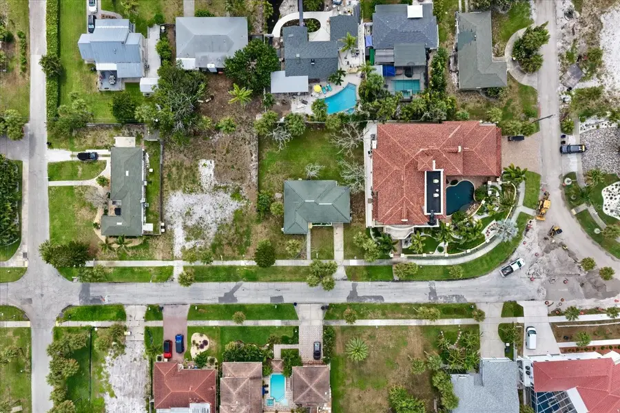 835 Bruce Avenue, Clearwater Beach, FL 33767 - #3