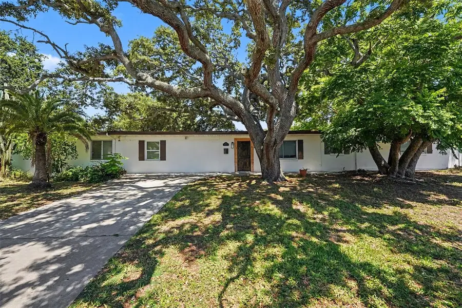 217 Garden Circle, Clearwater, FL 33756 - #2