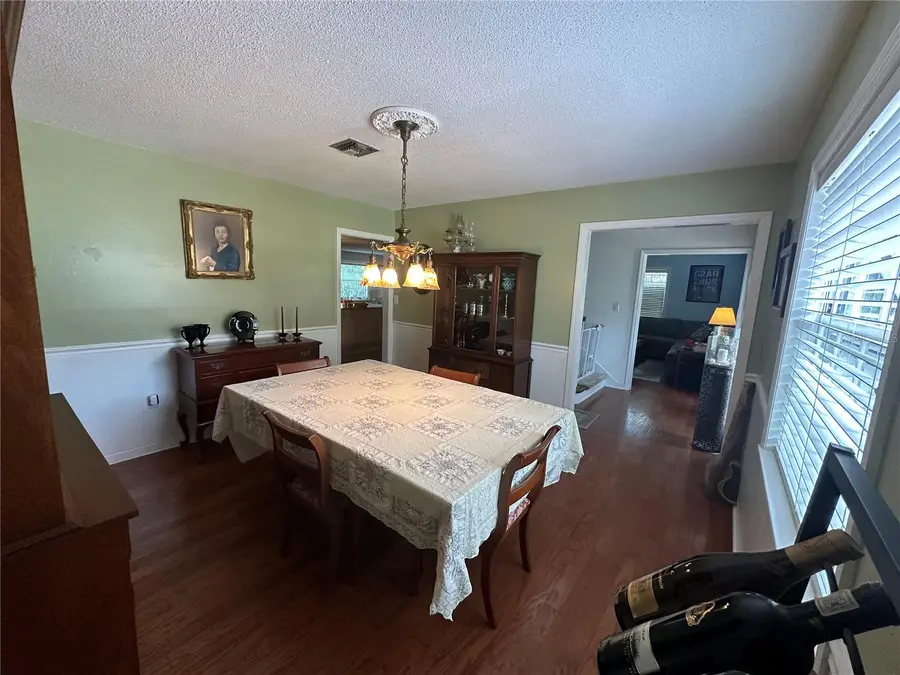 1105 S 9th Street, Leesburg, FL 34748 - #3