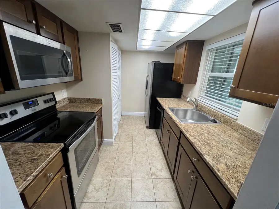 1014 Stonefence Way, Tarpon Springs, FL 34689 - #2