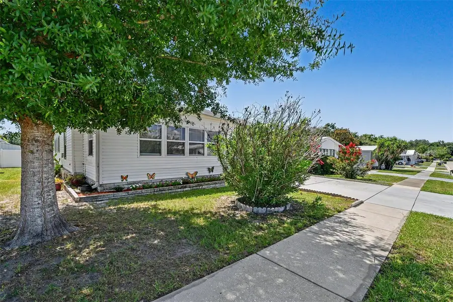 3902 Julie Drive, Wesley Chapel, FL 33543 - #2