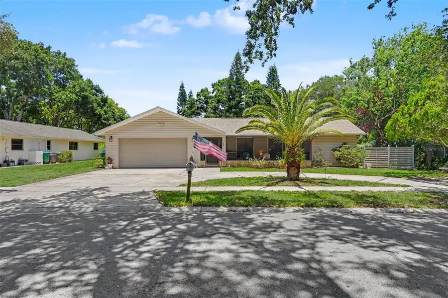 165 Woodcutter Lane, Palm Harbor, FL 34683 - #2