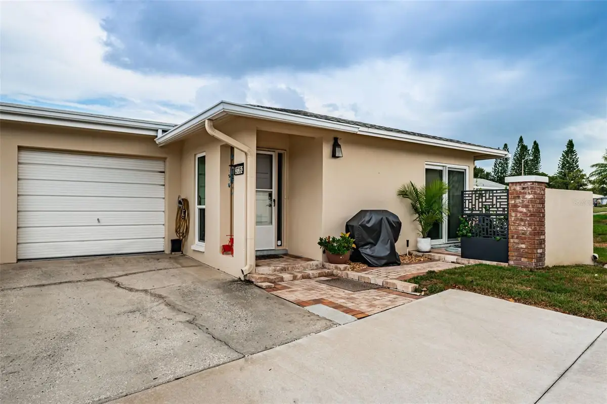 2735 Sherbrooke Lane #C, Palm Harbor, FL 34684 - #1
