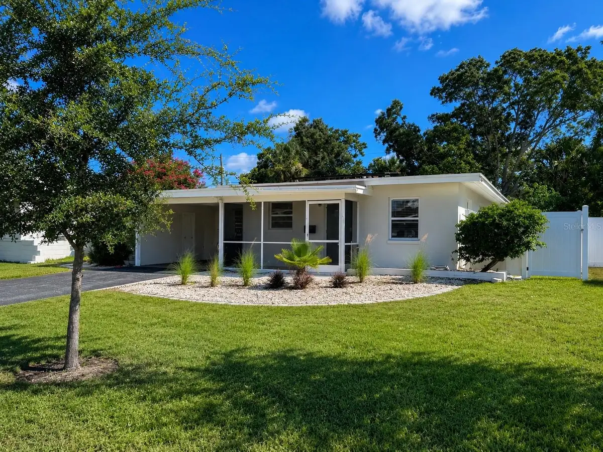 6299 34th Avenue N, Saint Petersburg, FL 33710 - #1
