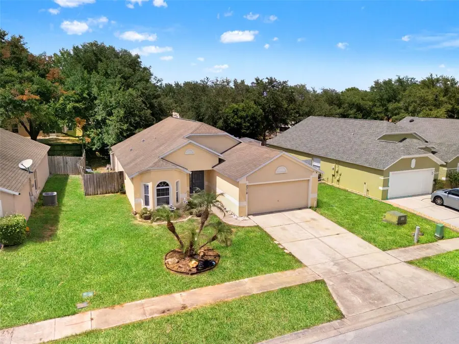 2318 Barons Court, Tavares, FL 32778 - #3